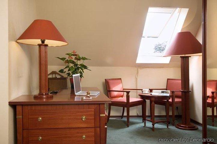 Zoom Hotel Брюксел Стая снимка